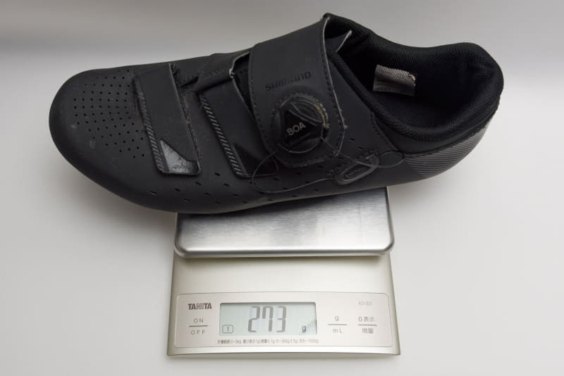 以前使っていた夏用シューズは273g