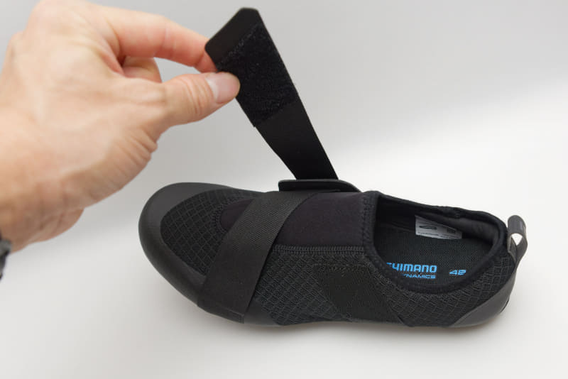 ベルクロで締め付ける力を簡単に調整できる