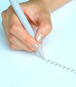 スモーキーホワイト