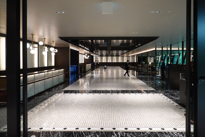 オフィスフロアのエントランス