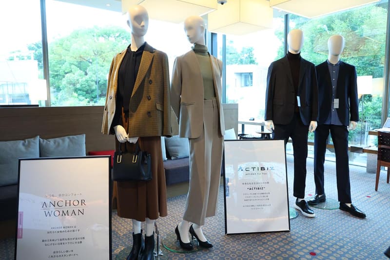 ANCHOR WOMANとACTIBIZ(提供：青山商事)