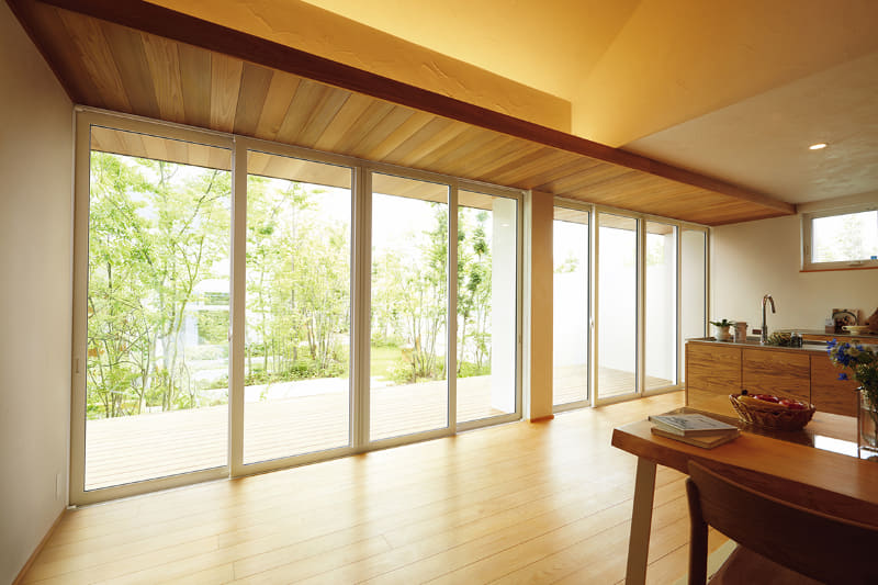 W12尺×H24サイズを並べて施工したイメージ