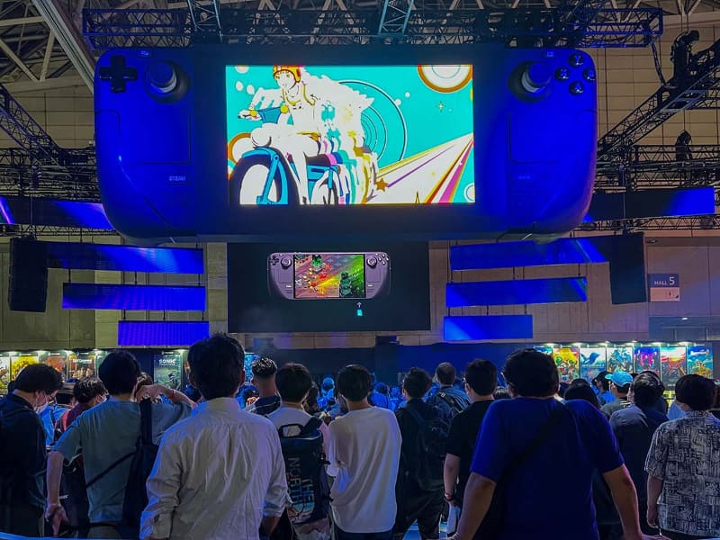 年内の日本出荷を控えた「Steam Deck」体験ブースも