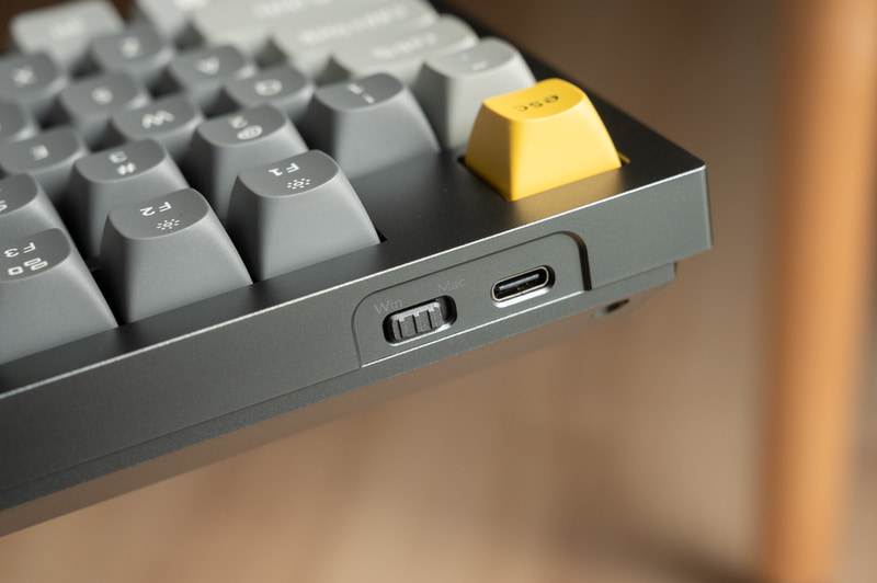 WindowsとMacに両対応、スイッチで切り替えます