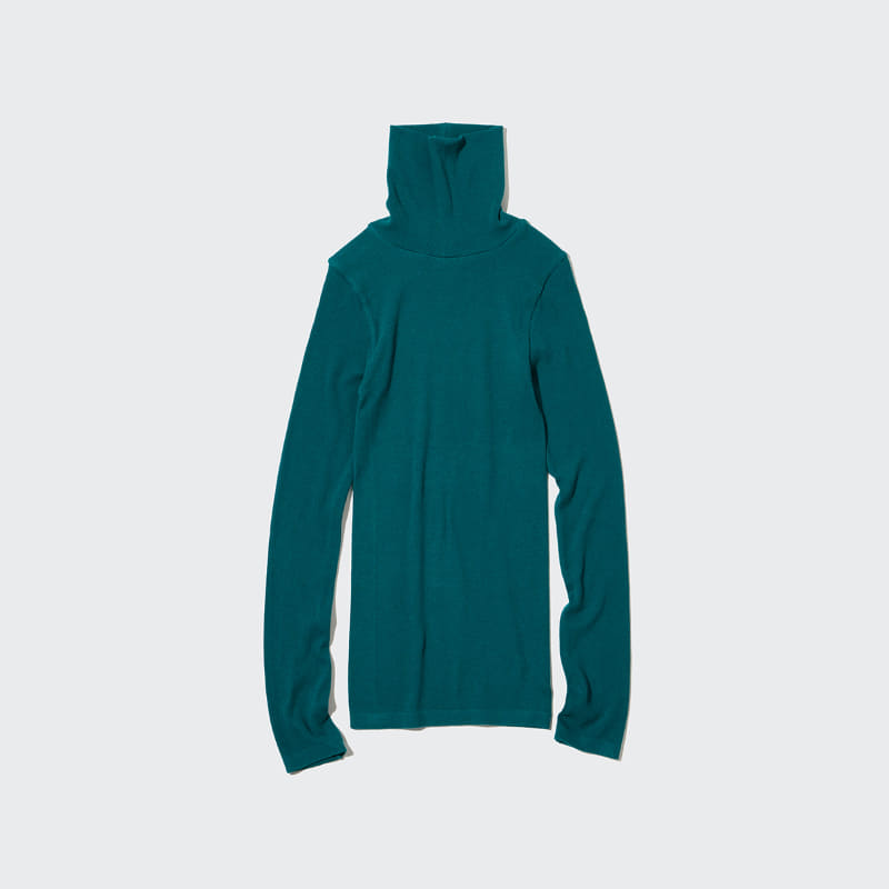 ウィメンズ ヒートテックシームレスリブ タートルネックT(極暖) 1,990円