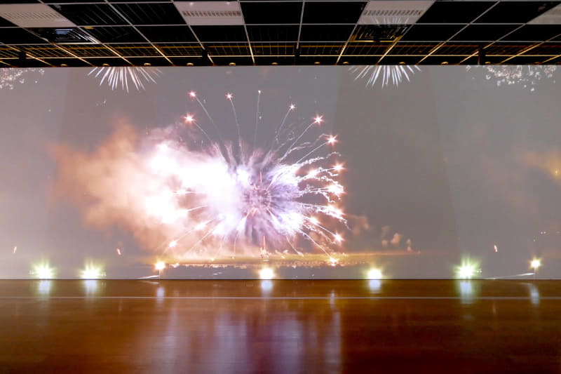 「打ち上げ花火をデザインする」を触覚でも体験できるように