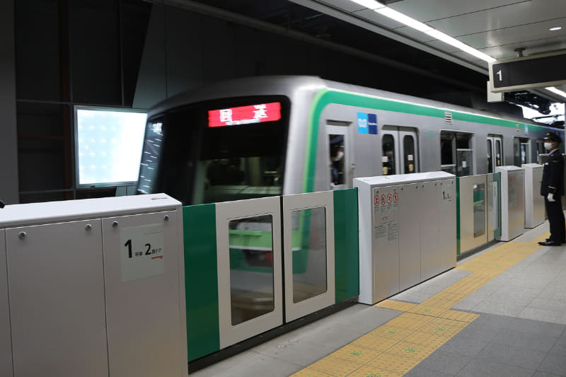 列車が回送して訓練が終了