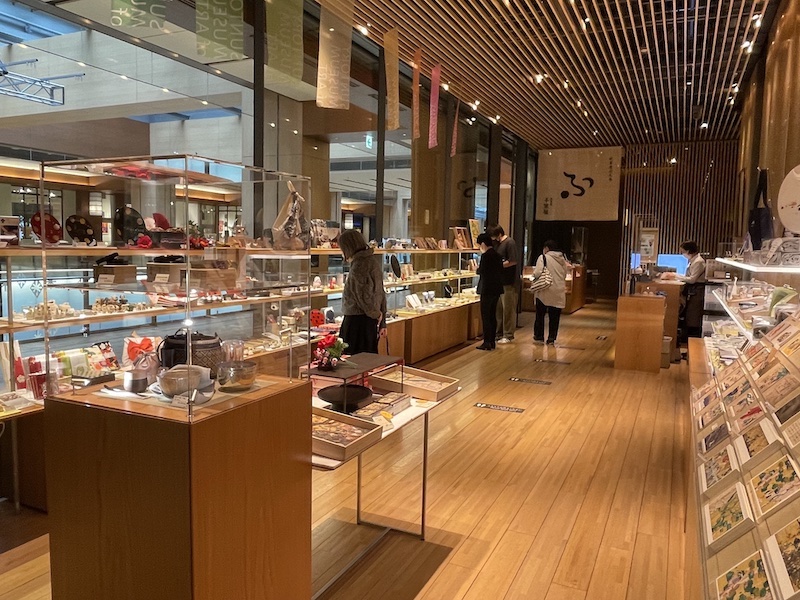 ミュージアムショップ全景