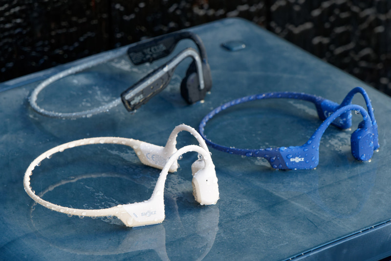 3製品とも防水・防じん性能を備え、水や多少のホコリがかかってもOK