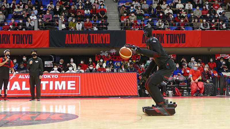 ドリブルもロボットには難しい