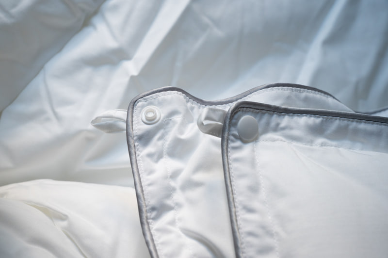 薄手と厚手、2枚の布団を組み合わせます