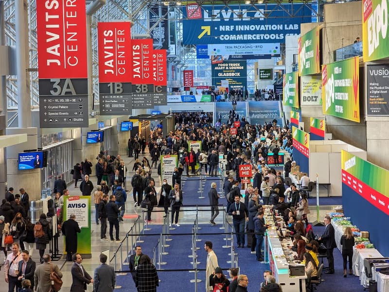 新設された北側エリアのホールからJavits Center中央部を望む。2日目は特に人が多かった印象で、カンファレンス会場や展示会場では人が溢れていた