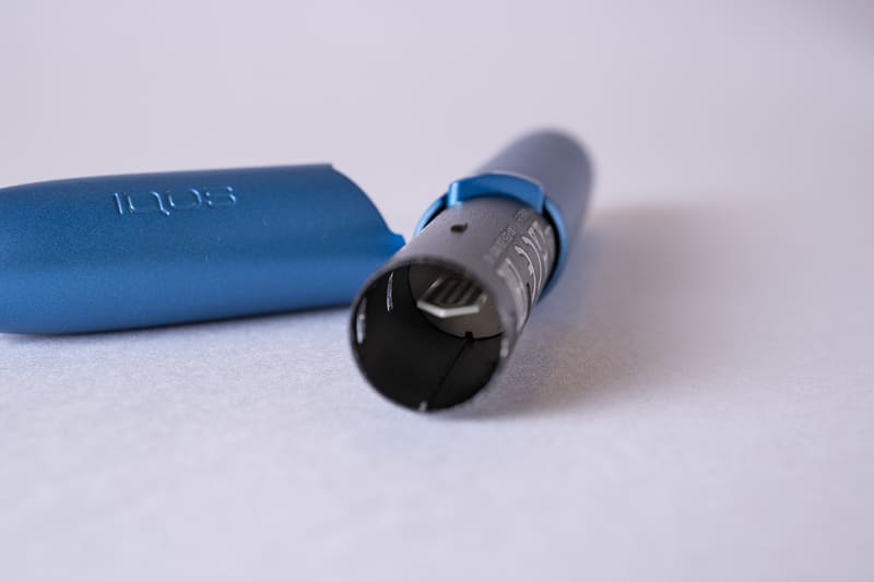 IQOS 3 デュオ。中央部分の板状のものがブレード