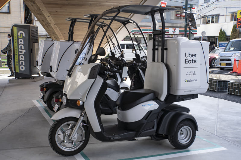 配達員が使用するGYRO CANOPY e: