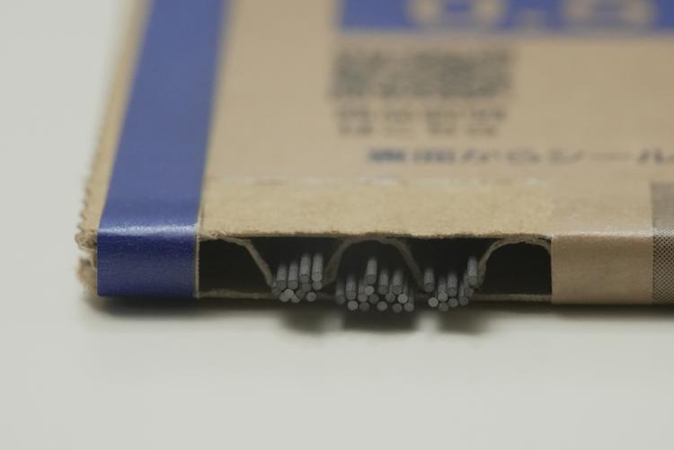 シール1枚で1回分の芯を詰め替えられる