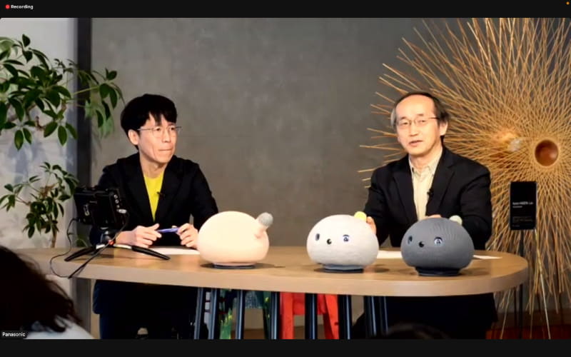 複数体のニコボを並べてみるのも面白いとのこと