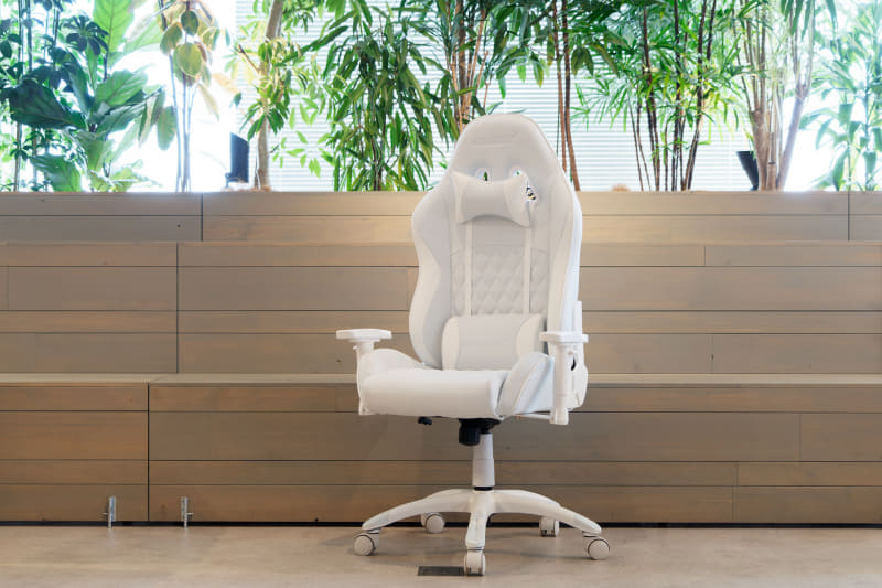 「AKRacing 本田翼監修オリジナルカラーモデル」を使ってみた