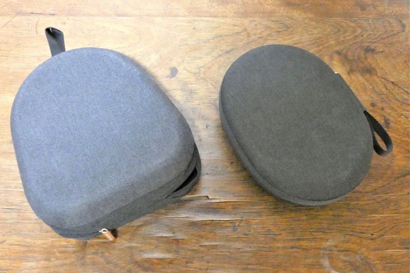 専用ポーチ。左がWH-1000XM5、右がWH-1000XM4
