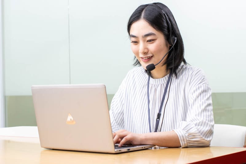 オペレーターが24時間対応することで雑談が可能