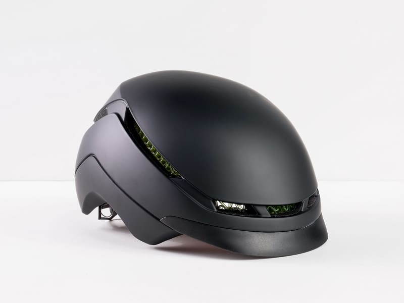 <a href=" https://www.trekbikes.com/jp/ja_JP/アクセサリー/バイクアクセサリー/ヘルメット/wavecelヘルメット/bontrager-charge-wavecel-commuter-helmet/p/25368/?colorCode=black ">「Bontrager Charge WaveCel Commuter Helmet」</a>(価格：21,200円)