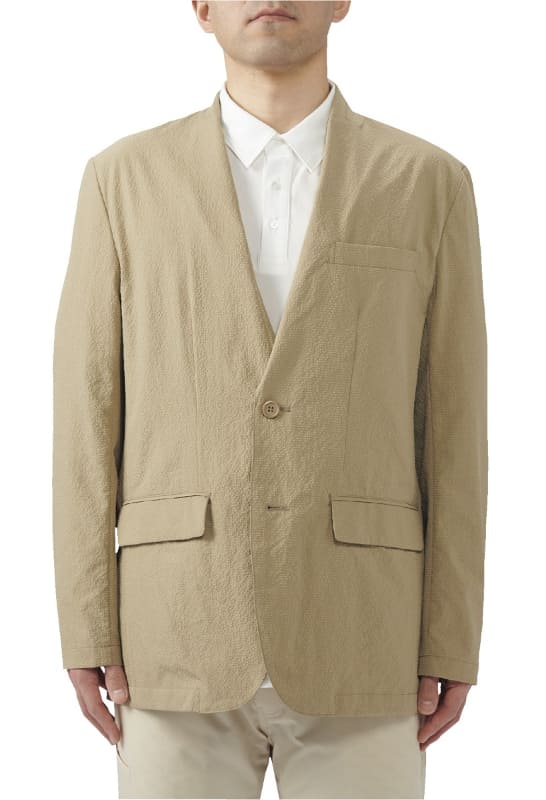 ノーカラー仕様に