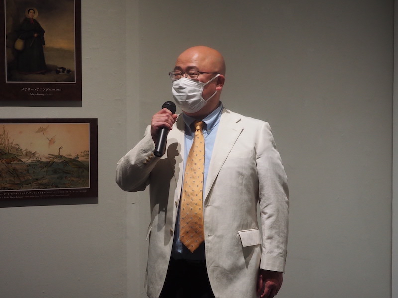 兵庫県立美術館学芸員の岡本弘毅さん