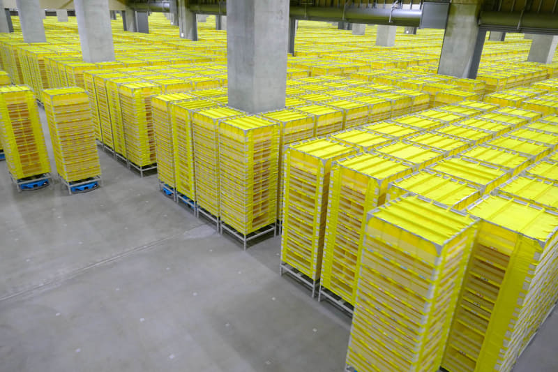 柱の太さがポッドの太さと同じとなっていて無駄なくポッドを並べることができる