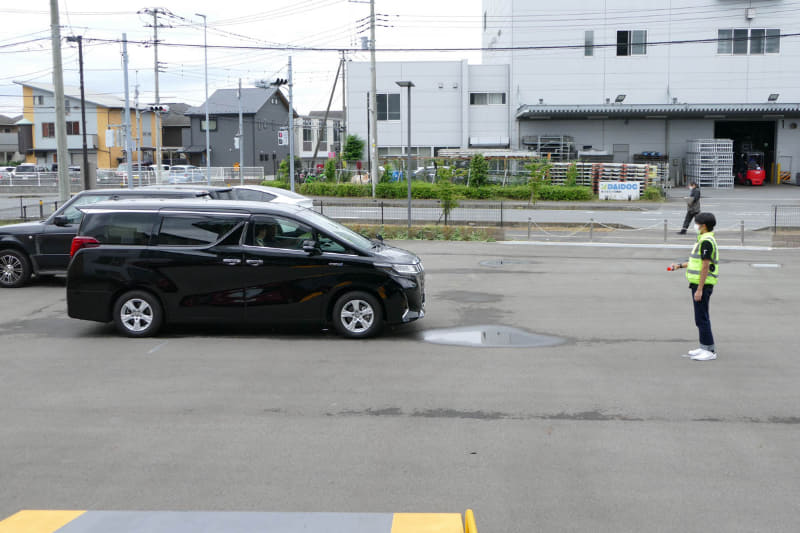 人のジェスチャーを認識