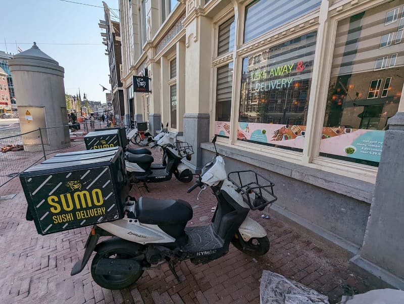 デリバリー以外への応用など、これから用途開拓に期待が寄せられる(写真の内容は直接関係ありません)