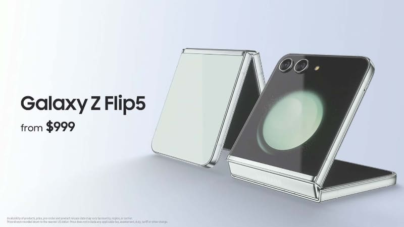 Galaxy Z Flip5。ヒンジの改良に加え、外側の画面も大型化
