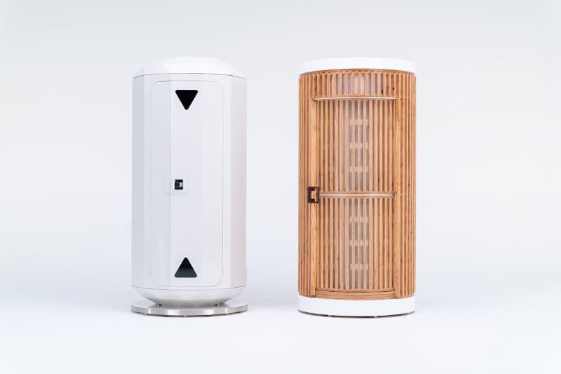 左から、スペーシア、フォレスト