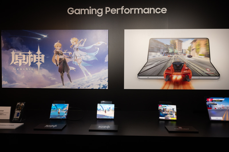 中央の鈍い銀色のパーツがベイパーチャンバー