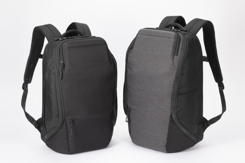 左:ブラック 右:グレー