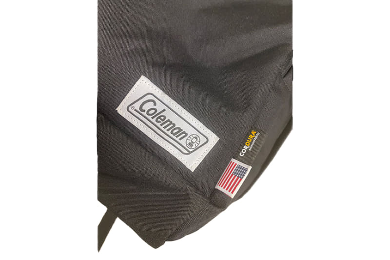 500D ナイロン CORDURAを採用