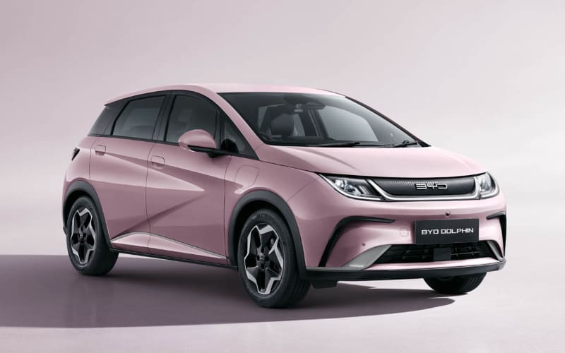 コーラルピンク