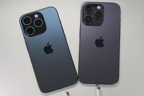 ミニレビュー】iPhone 15シリーズと「軽さ」の価値 “違い”がすぐに 