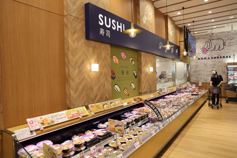 イートインコーナーも展開