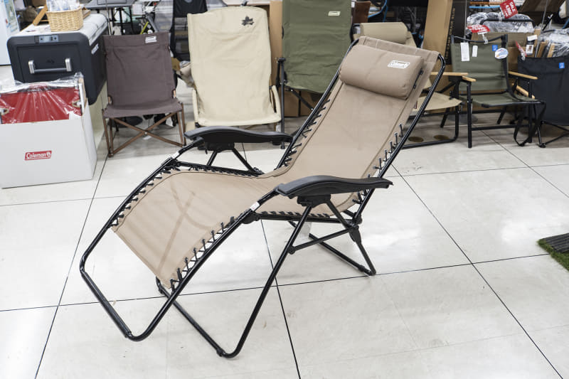 リクライニングするとよりリラックスした体勢に