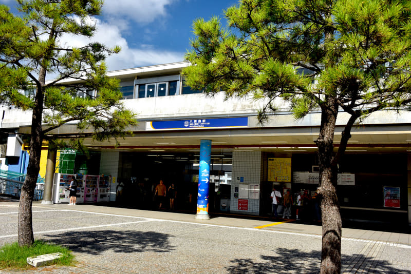 人工島・八景島の玄関として機能する八景島駅
