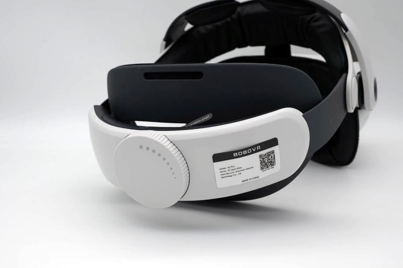 BOBOVRによるQuest 2向けストラップ。ダイヤルを回すと締め付けられる