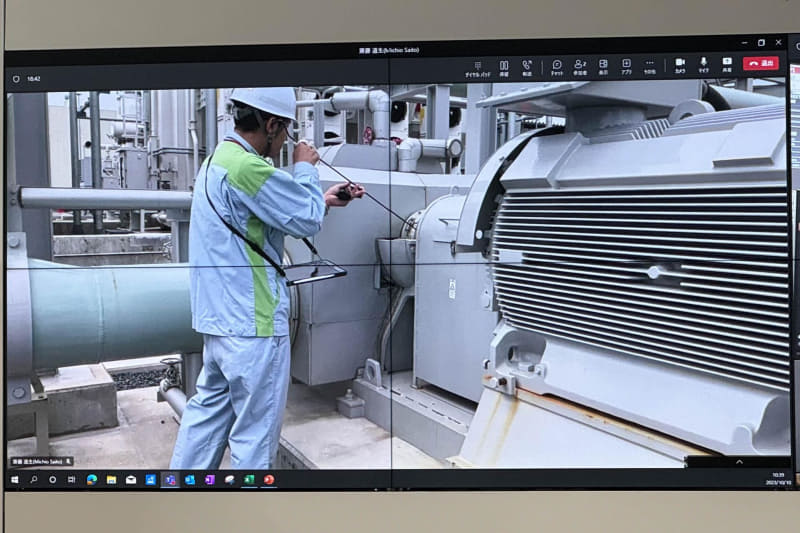 現場の点検などは人間が担当するが、その情報共有などをデジタルがサポートする