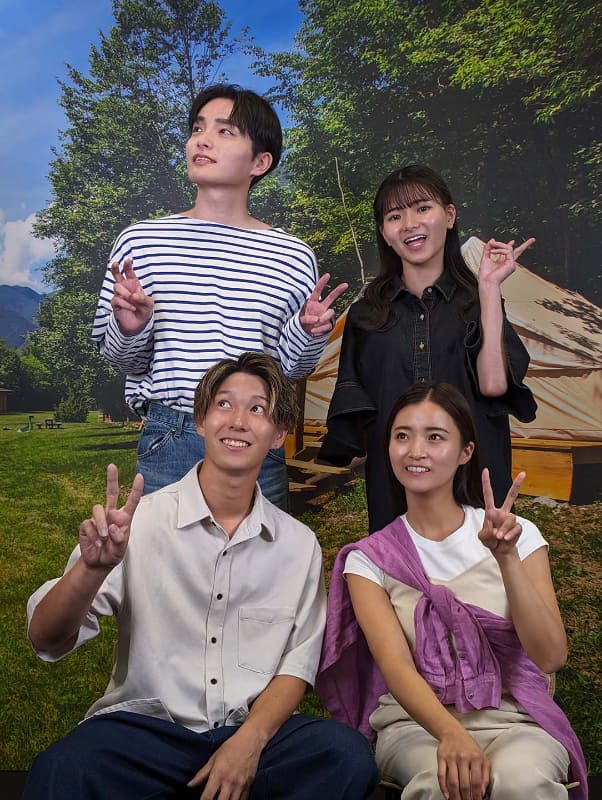 製品発表会で行なわれたデモの模様。このように目線が外れていても……