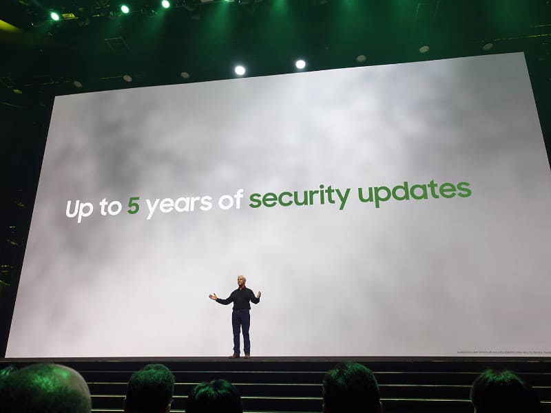 サムスン電子は、端末の長期保証を重視しているメーカーの1社だ。写真は米サンフランシスコで開催された「Galaxy S23」シリーズの発表イベント。ここでも、5年のセキュリティアップデートが強調された