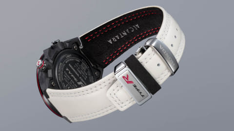 ホンダTYPE R×EDIFICE、赤バッジと本物のチャンピオンシップホワイト