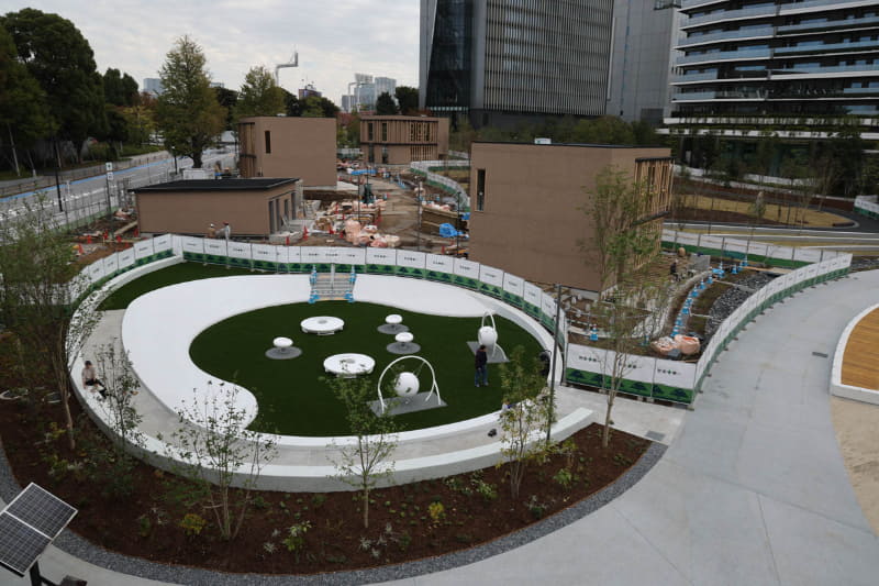 外周部は子供が滑り台にできる