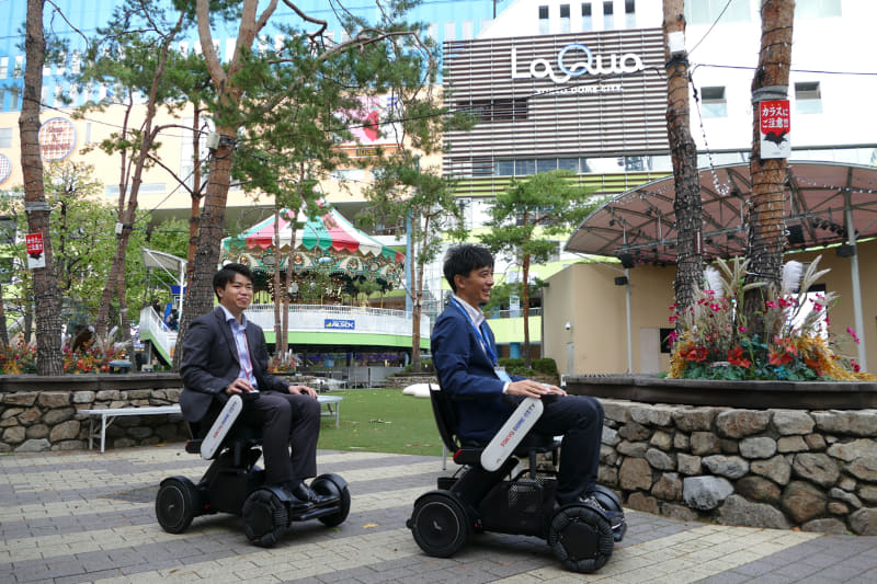 2台の「WHILL Model C2」が導入される