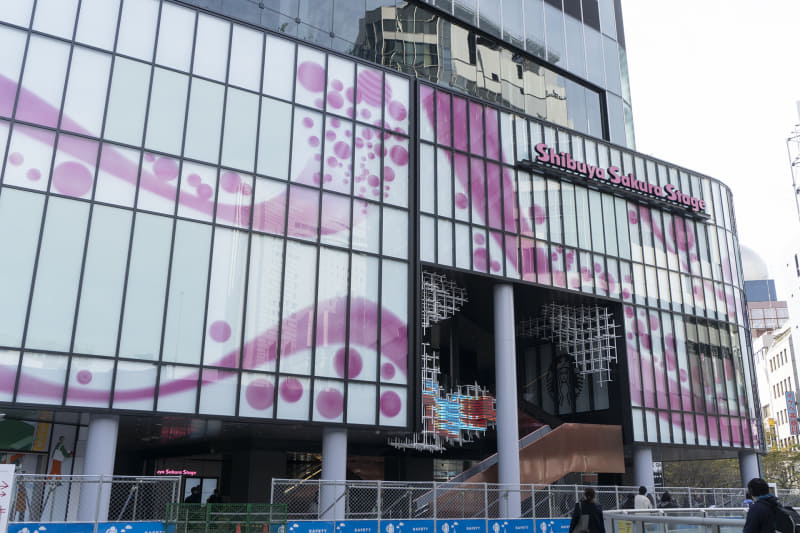 渋谷駅西口歩道橋に接続する