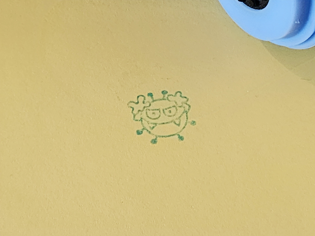 印面はバイキン。ブルーのほかピンクもあります