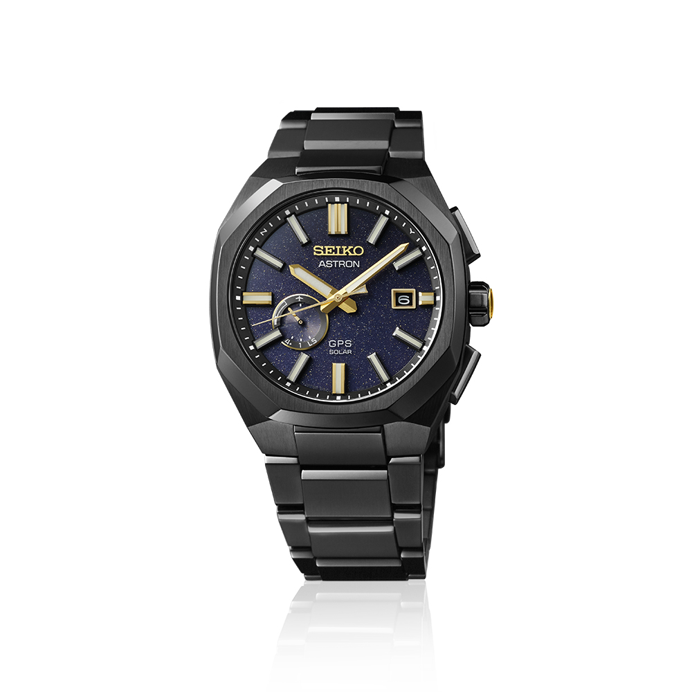 SBXD021、275,000円。世界限定1,200本、うち国内300本