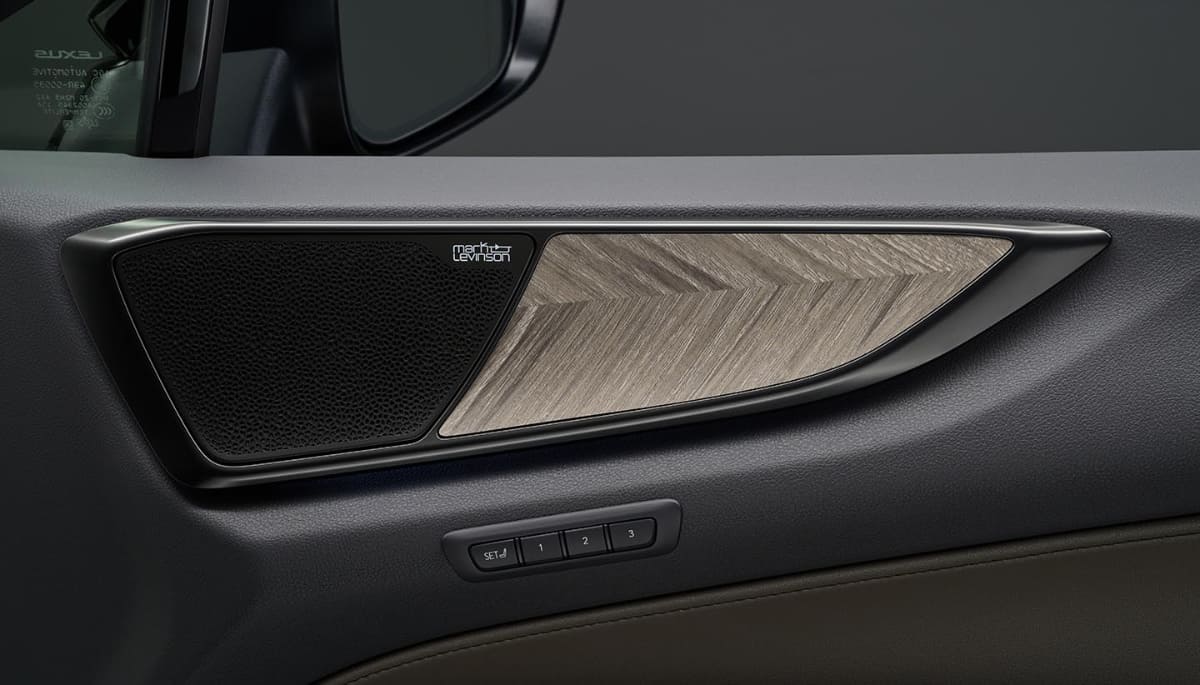 “OVERTRAIL”専用オーナメントパネル ジオレイヤー